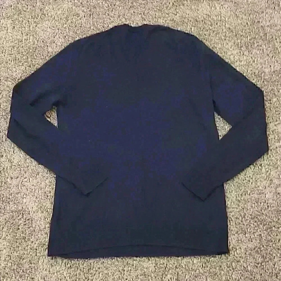 Old Navy sweater - Picture 5 of 6